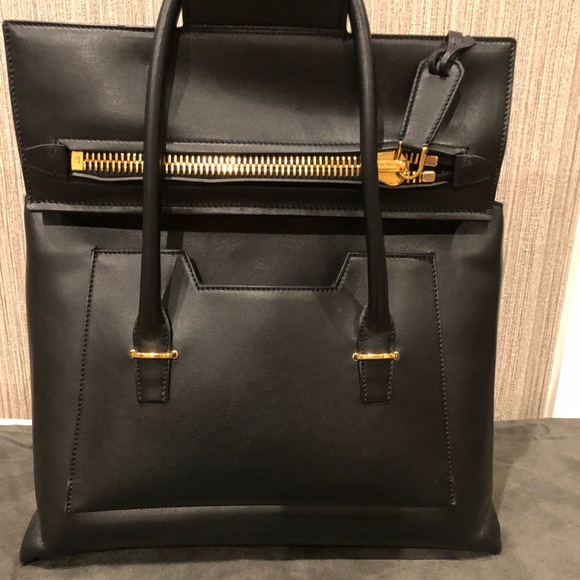 Authentic Tom Ford Bag… the zipper discolored… check last pic - Picture 4 of 6